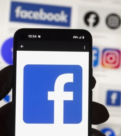 Facebook Outage in UAE: Adapting for Success